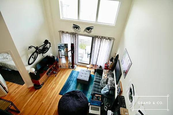 Rented by Grand & Co. | media 12