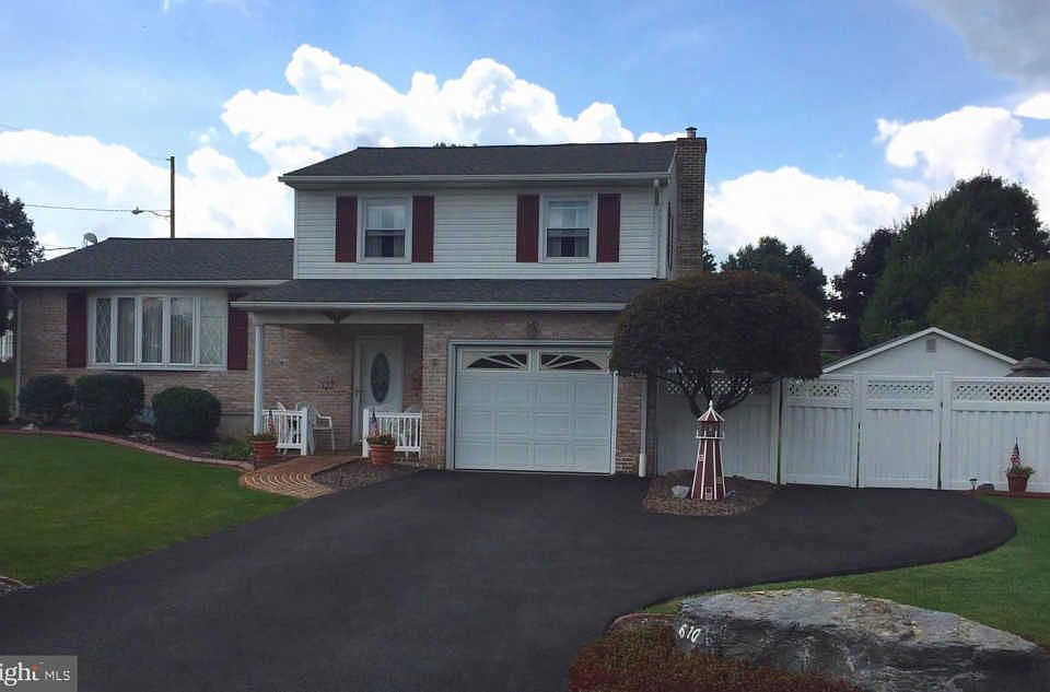 1st image of 610 Lyman Ave