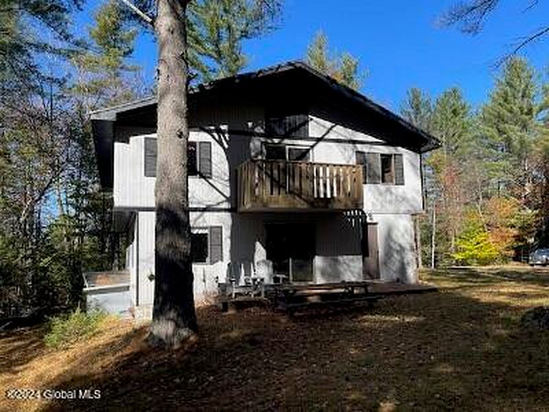 3rd image of 2004 Hoffman Road