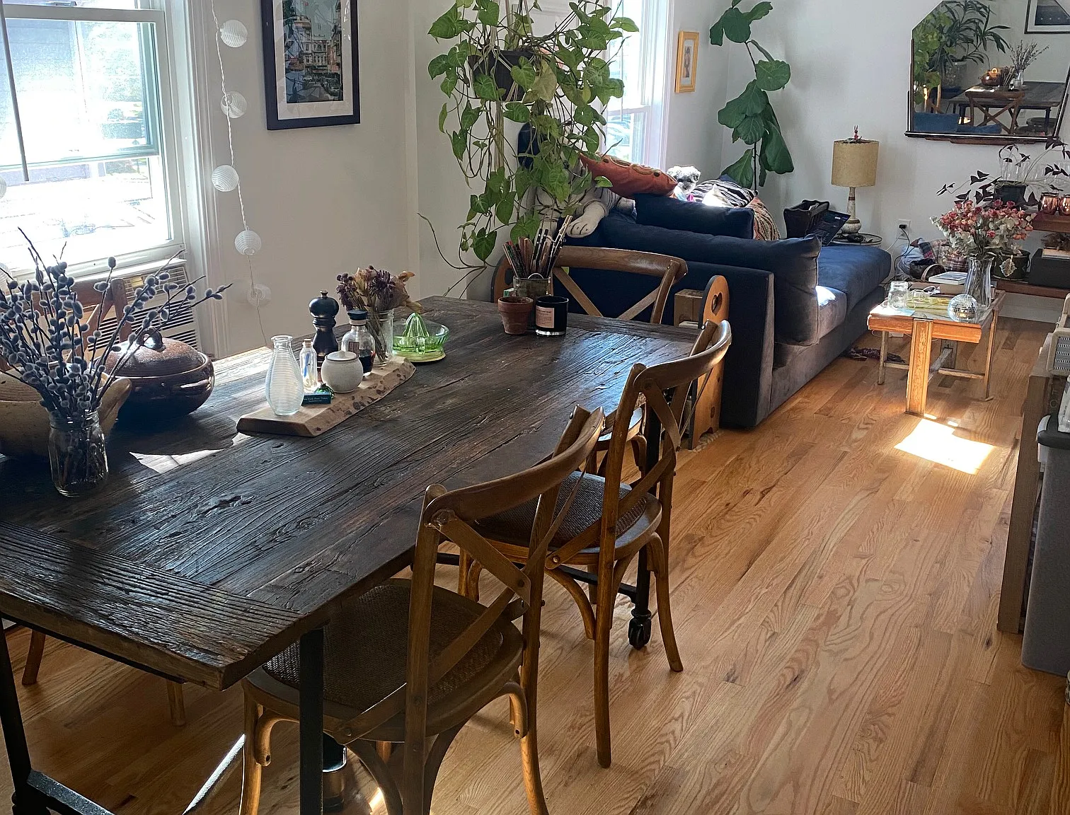 2 bed, 850 sqft, $2,300 — Photo 2