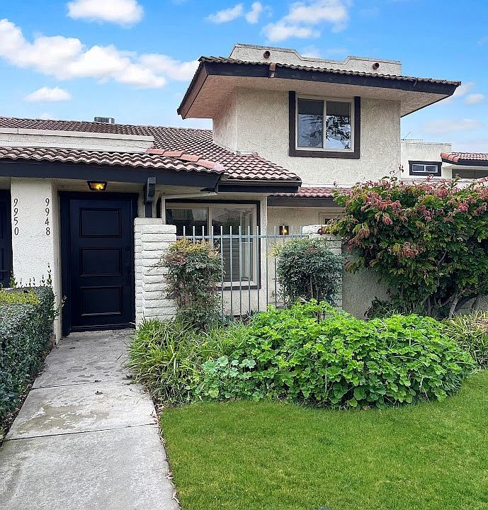 1st image of 9948 Del Rio Way