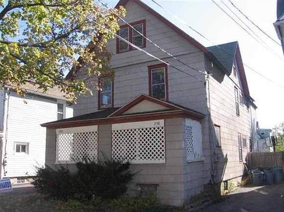 2nd image of 238 Grand Ave