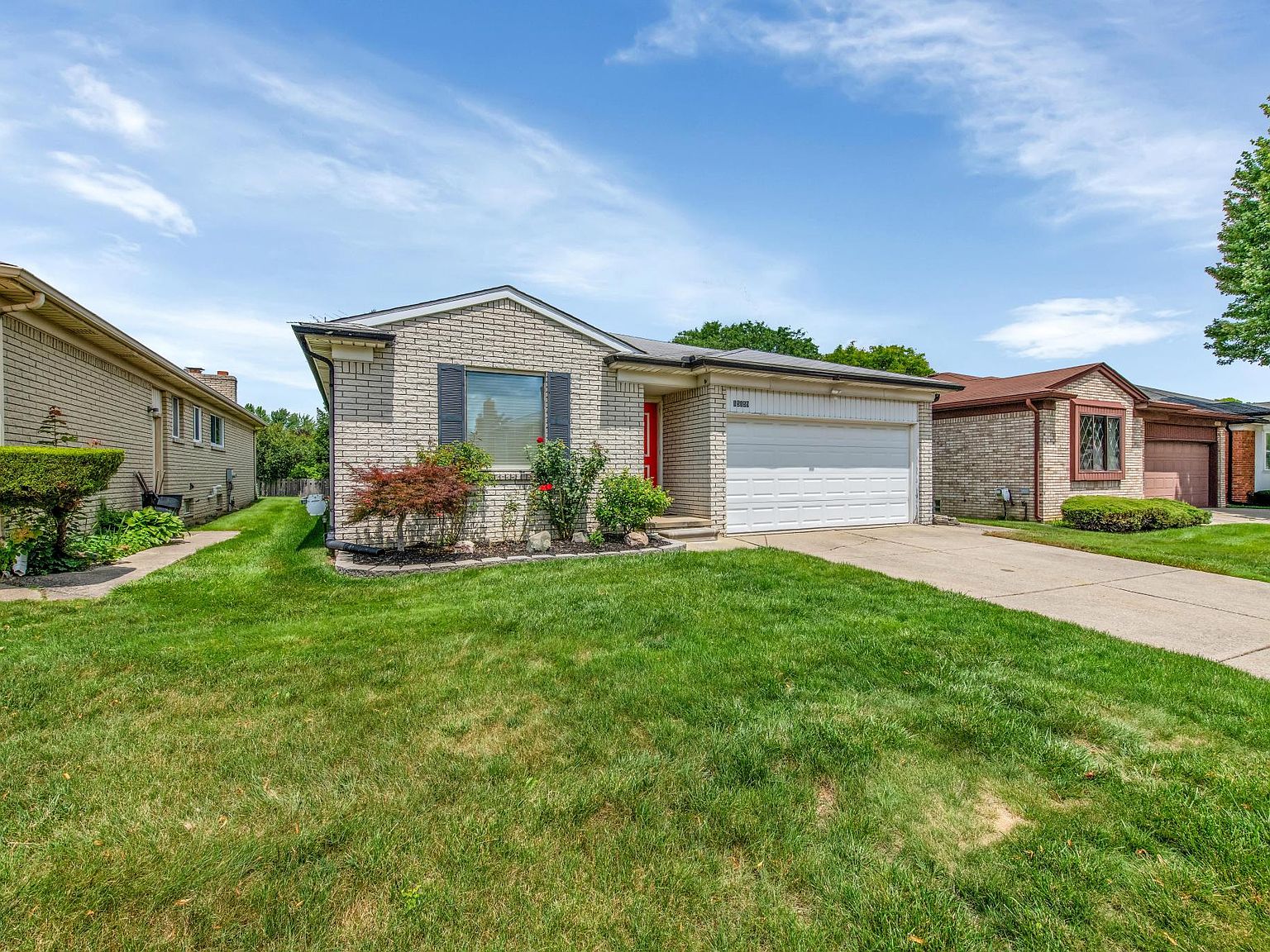 15159 La Grande Plz, Warren, MI 48088 Zillow