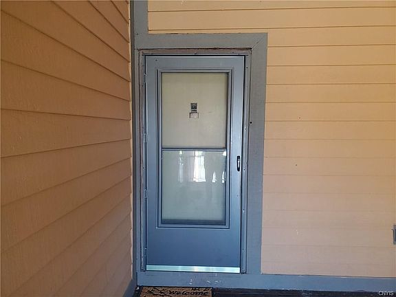 3rd image of 536 Village Blvd N