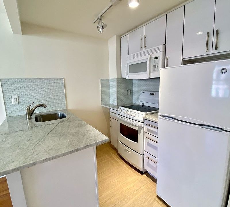 1st image of 356 E 50th St APT D