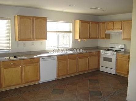 5th image of 9605 Boylagh Ave