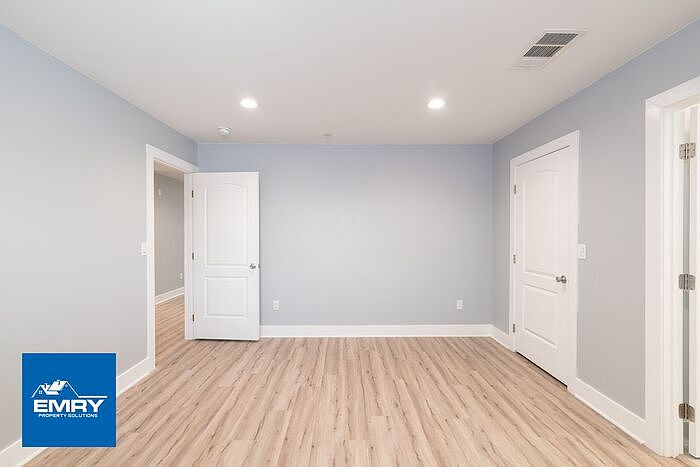 1st image of 814 N Wilmington Blvd