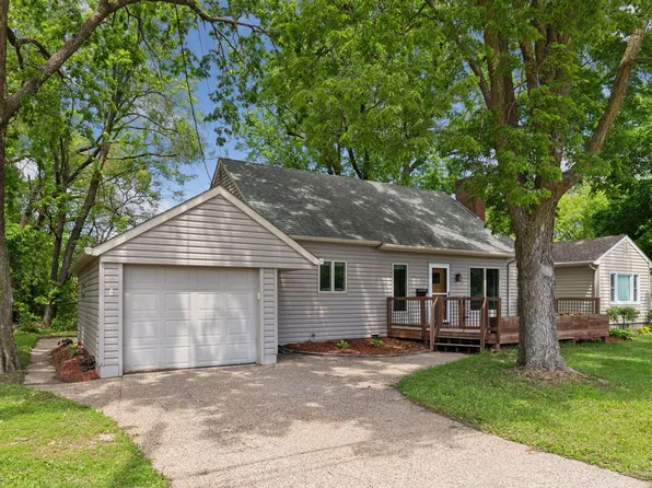 116 Sunset Dr, Jordan, MN 55352