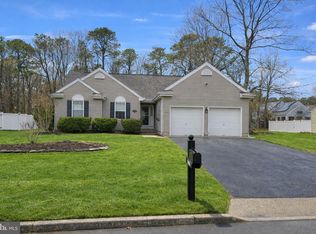 1751 Breakers Dr, Manahawkin, NJ 08050