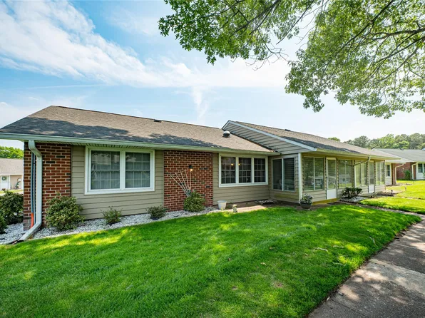 68A Enfield Court #68A, Ridge, NY 11961