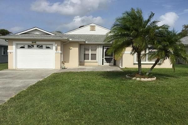 Home For Sale In Palm Grove