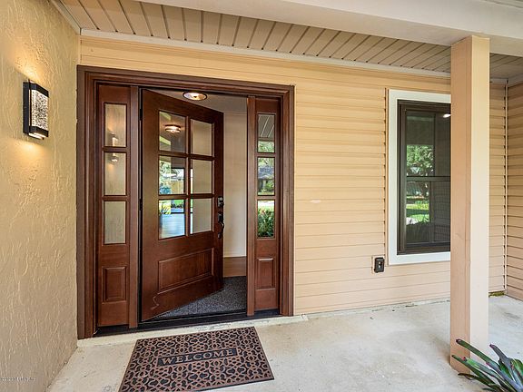3rd image of 102 ABALONE Lane