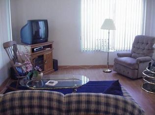 1900 Golf Club Dr APT 1, Palm Springs, CA 92264