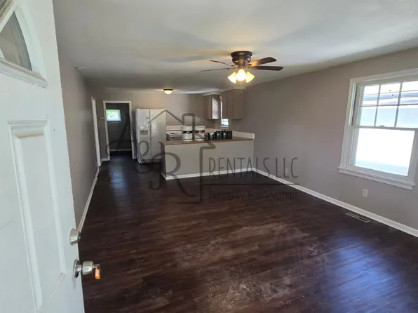717 W Kansas St #1, Pittsburg, KS 66762