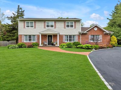 8 Bank Court, Greenlawn, NY, 11740