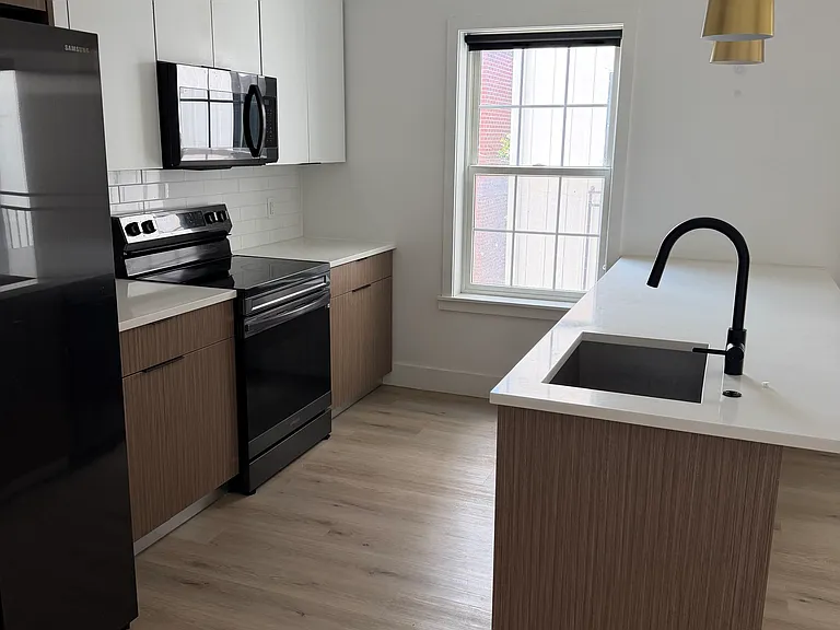 1103 S 47th St #2A — Photo 3