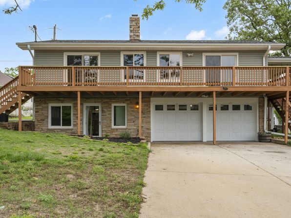 106 S Lakeshore Drive, Blue Eye, MO 65611