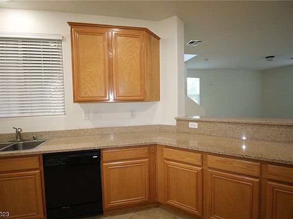 4th image of 1353 Crystal Hill Ln Unit 1