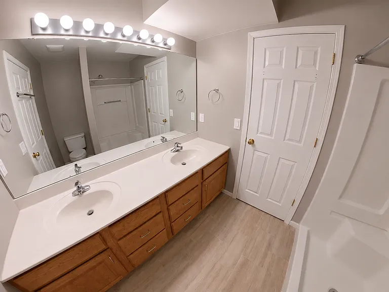 3430 Woodduck Way — Photo 9