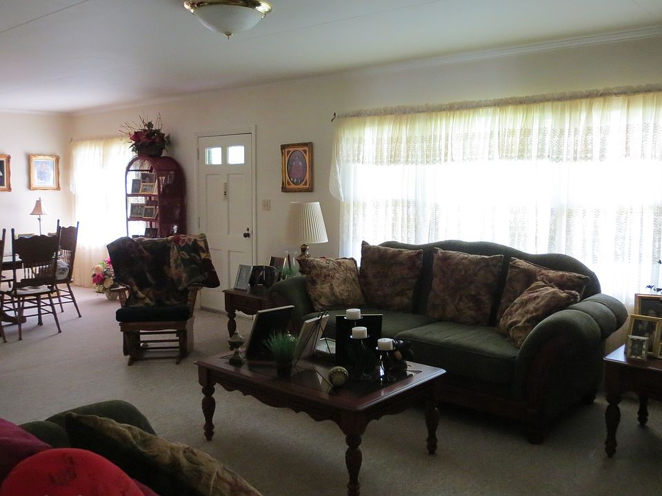 2nd image of 5621 1st Ave