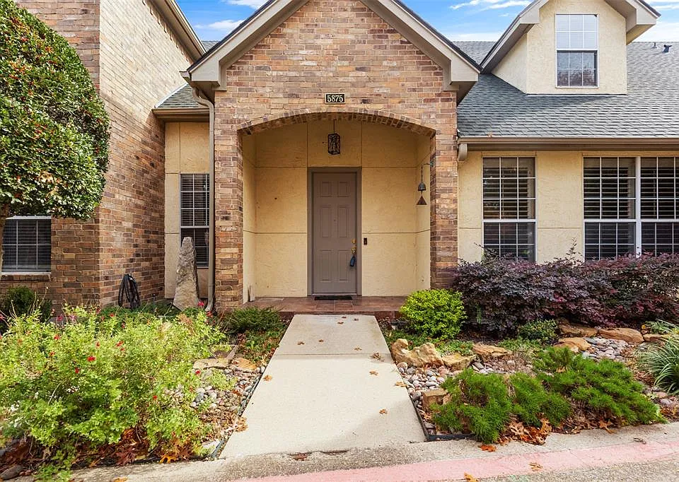 5875 Pecan Chase