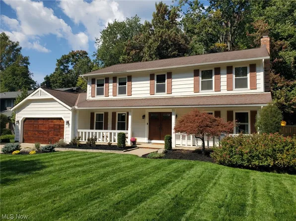 9080 Bluejay Ln, Mentor, OH 44060