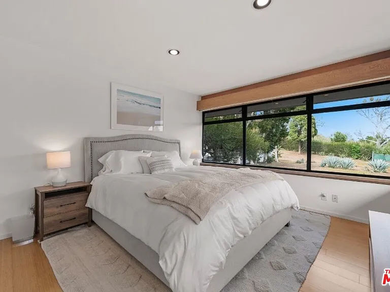 27553 Pacific Coast Hwy — Photo 17