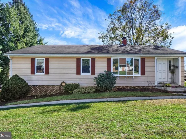 4650 Wolfs Church Rd, York, PA 17408