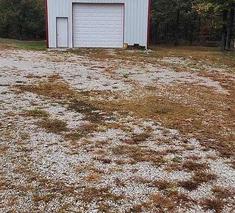 2nd image of 18755 Dixon Rd