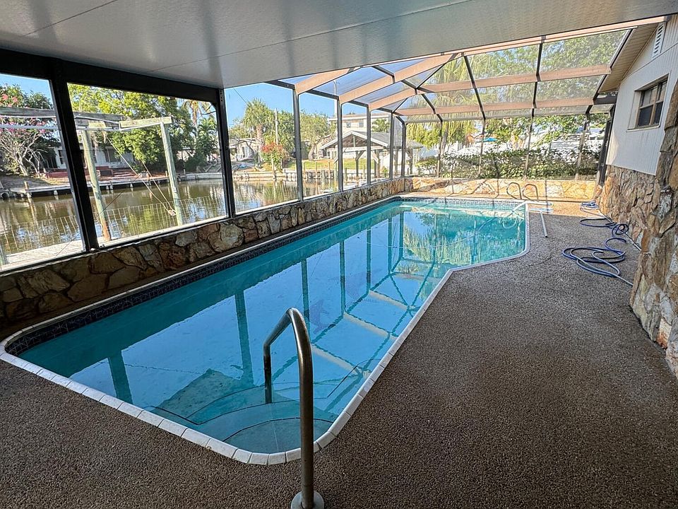2nd image of 411 Sandpiper Dr