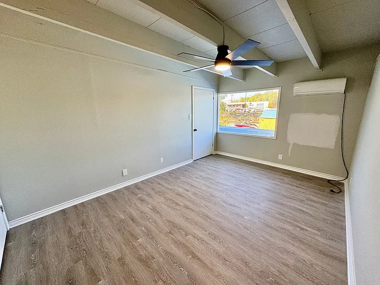 705 Sunrise Ave — Photo 26