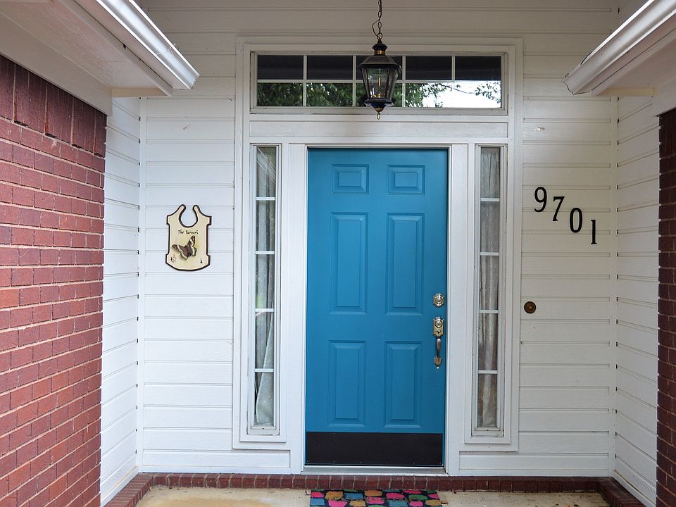 exterior entry