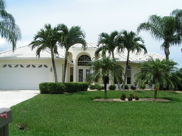 1st image of 1439 SW 57th Ter