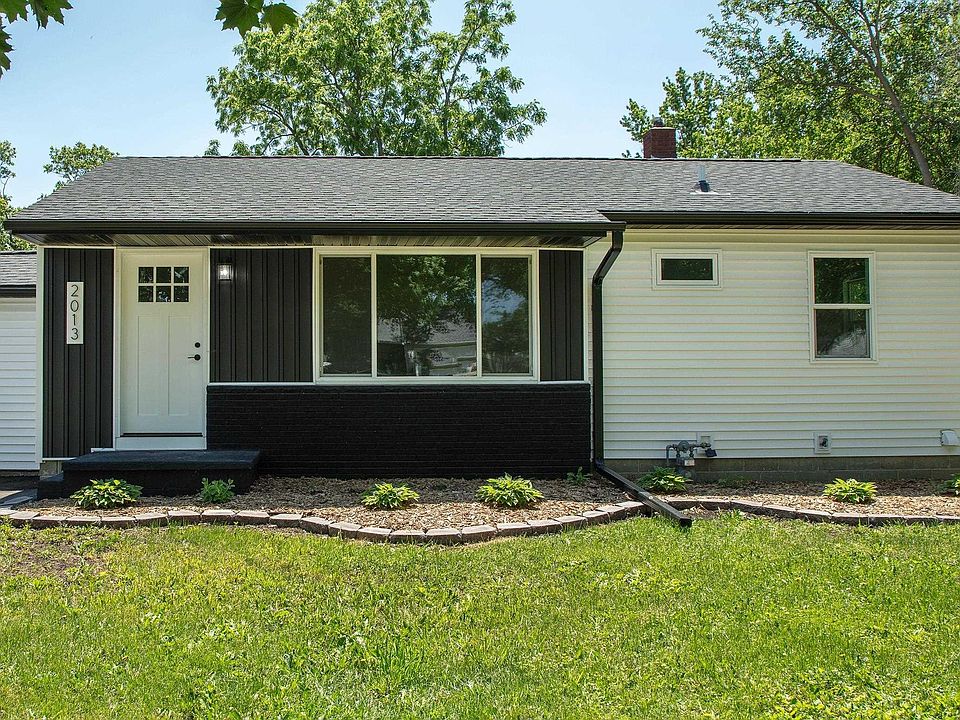 1st image of 2013 Maplewood Dr