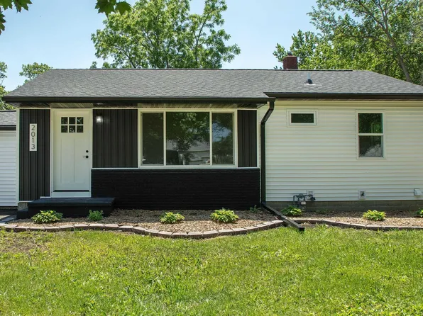 2013 Maplewood Dr, Cedar Falls, IA 50613