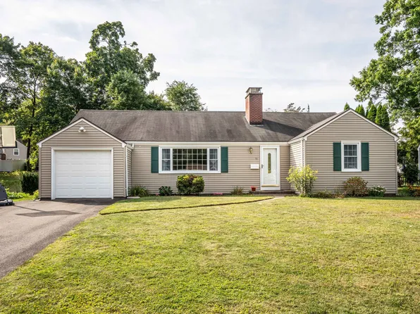 91 Centerwood Road, Newington, CT 06111