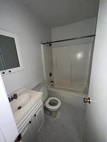 89 Wolfs Ln #4 — Photo 7