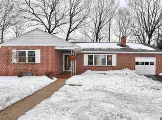 606 Woodland Ave, Mount Holly Springs, PA