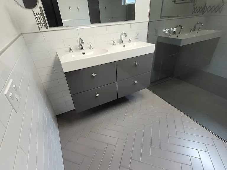 1780 N Summit Ave #1780 — Photo 3