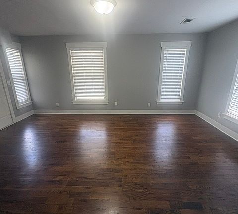 4th image of 267 Eastern Ave SE #2