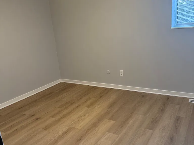 98 Lancelot Ln — Photo 19