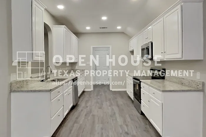 845 Royal Oak Ln — Photo 6