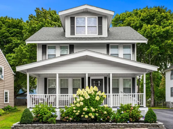 46 Lamoille Ave, Haverhill, MA 01835