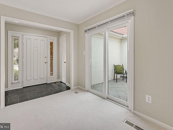 5th image of 10510 Meadow Bridge Ln