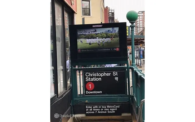 Rented by Douglas Elliman | media 38