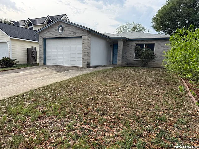 3 bed, 2.0 bath, 1314 sqft, $1,700 — Photo 2
