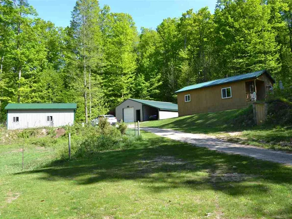 5806 Trinity Rd, East Jordan, MI 49727