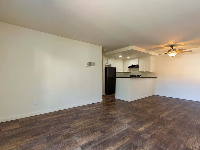Elan Paseo Vista — Photo 10