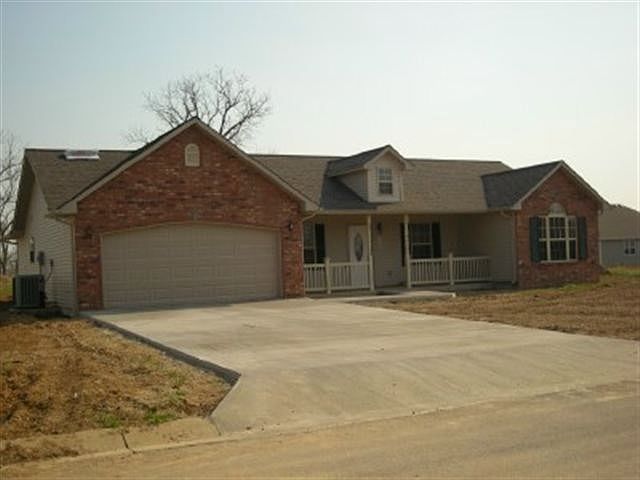 1st image of 115 La Vista Dr