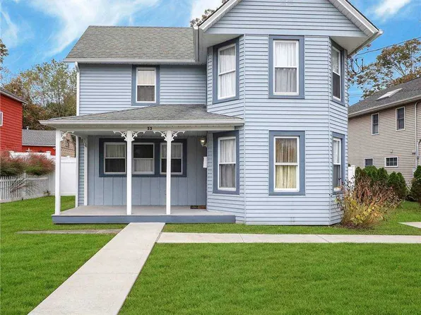 33 Northridge St, Patchogue, NY 11772